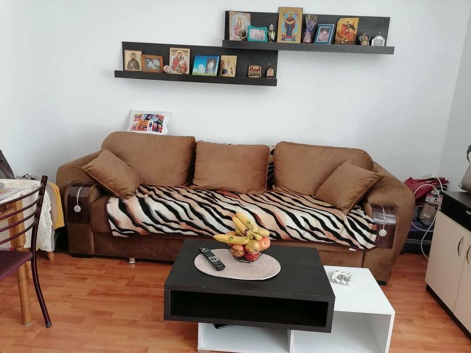 Vand apartament 3 camere