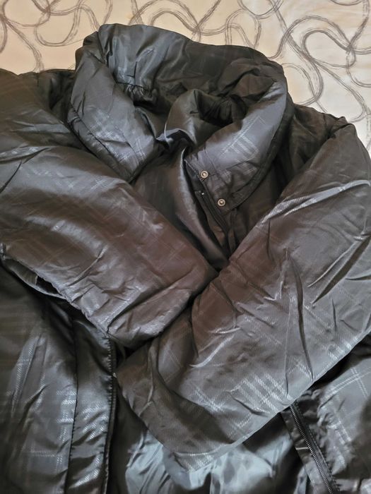 Geaca dama,marimea M, ( 40-42), usoara, călduroasă si eleganta  !