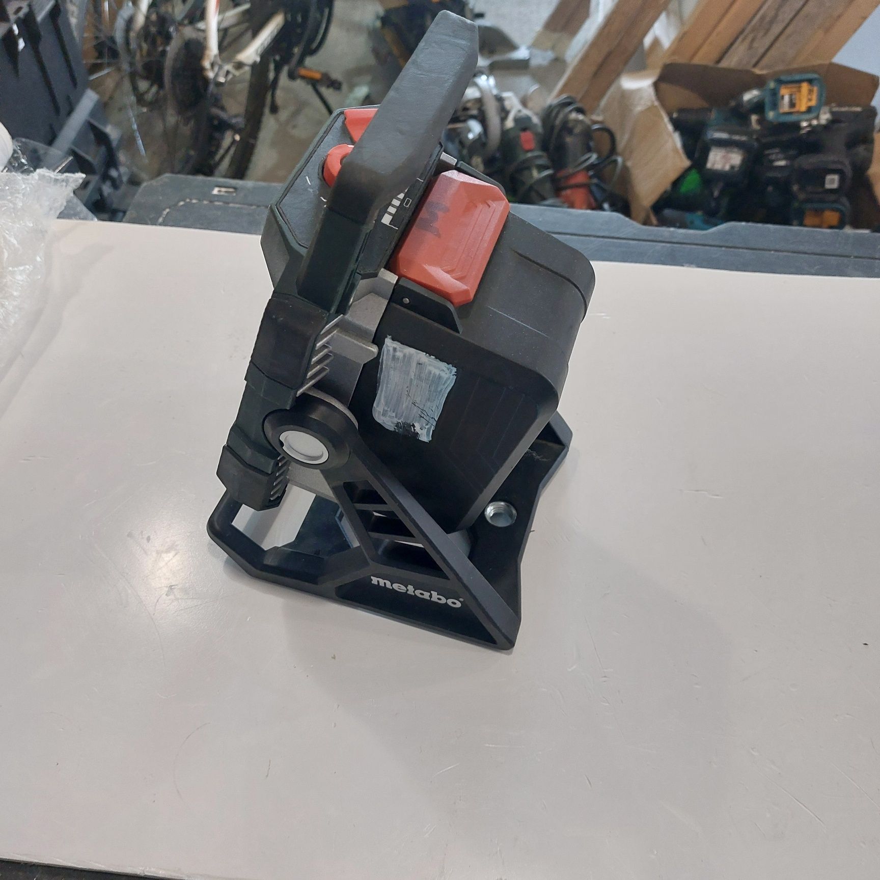 Акумулаторен Лед прожектор Метабо Metabo BSA 18 LED 4000
