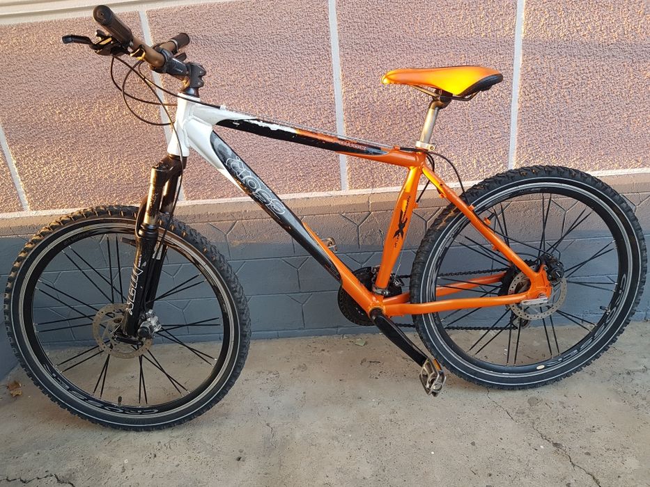Vând Bicicletă Cross