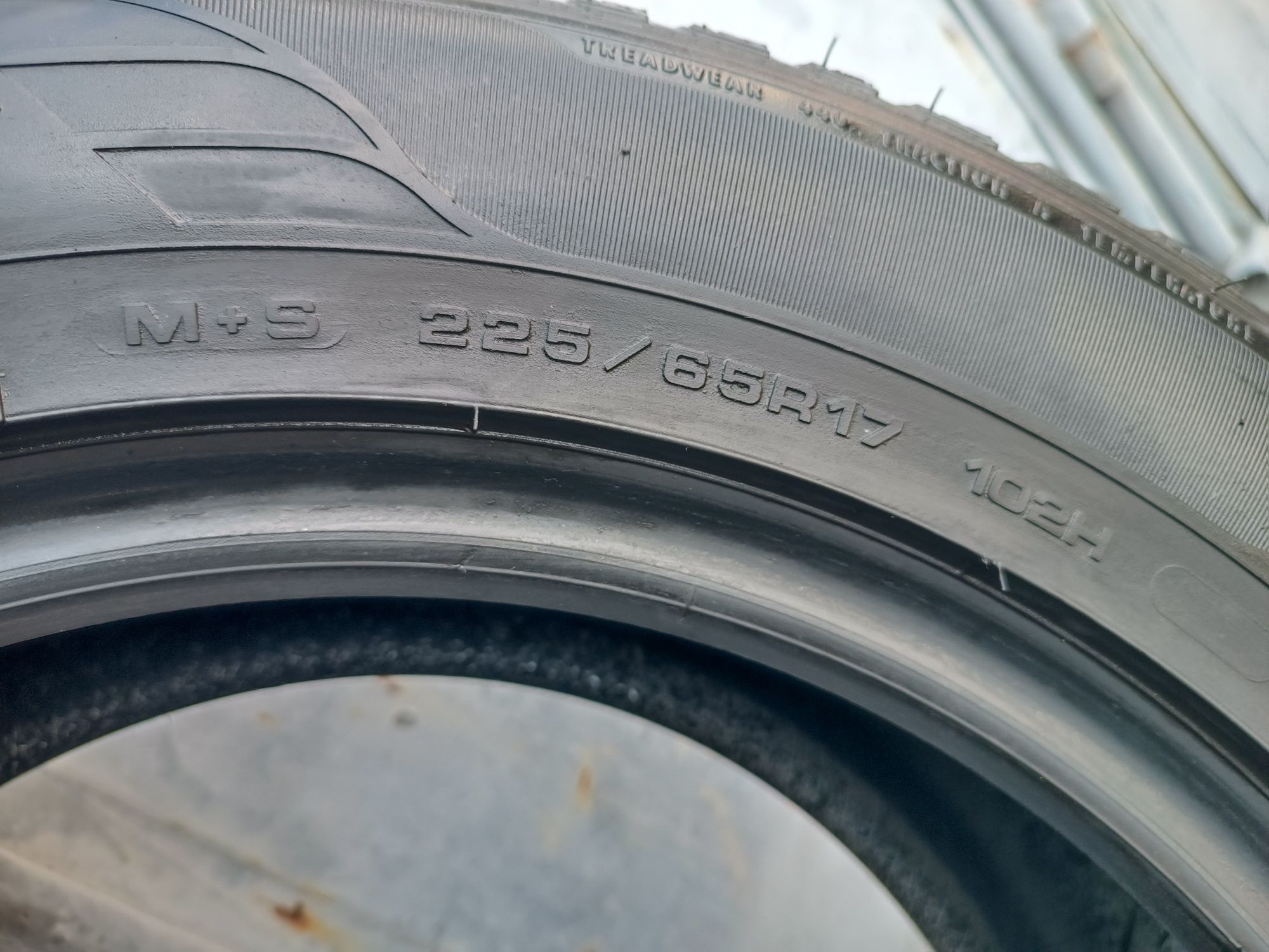 225/65/17 Goodyear
