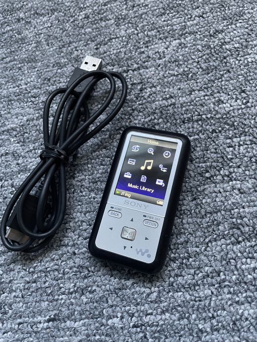 Mp3 Player SONY Walkman NWZ-S515 Digital Media Player cu Casti SONY