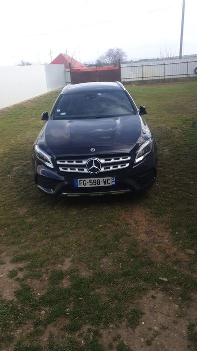 GLA AMG 13 000 KM, ca nouă