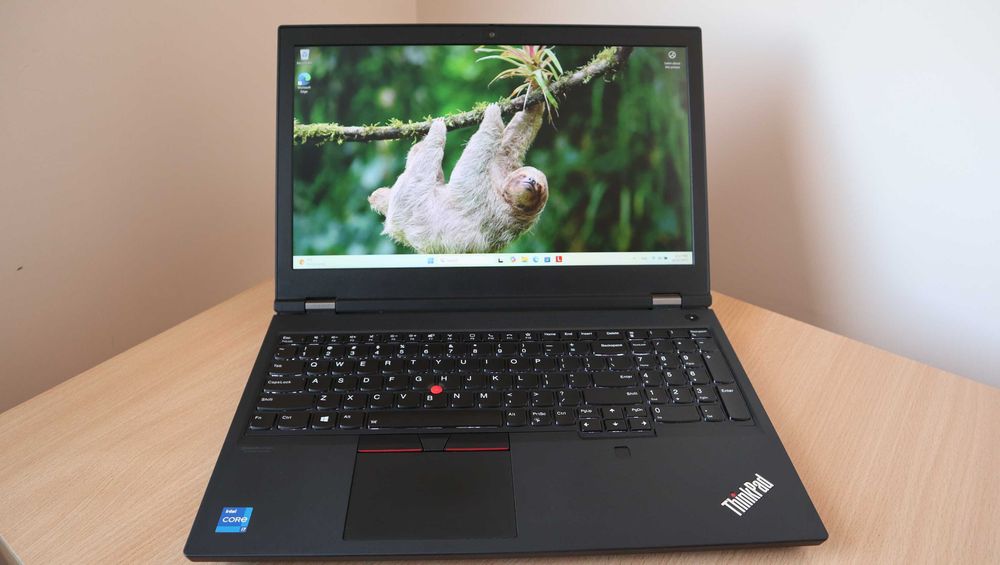 Lenovo ThinkPad P15 2Gen NVIDIA T1200 15,6/ i7 11800H / 1TB NVMe/ 16GB