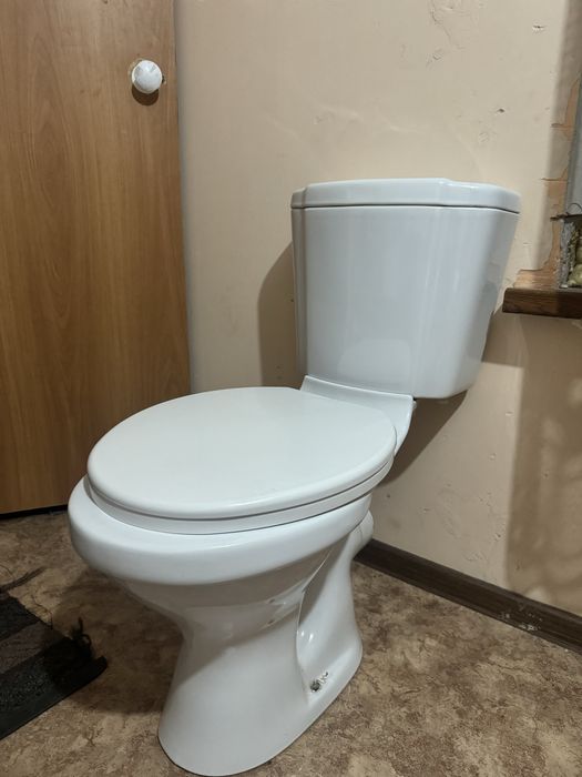 Продам Унитаз ……