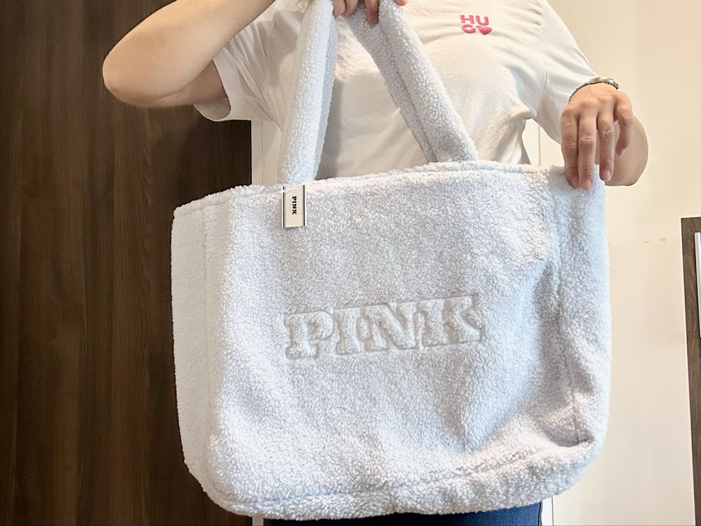 Victoria`s Secret Pink нова голяма оригинална плюшена чанта от САЩ