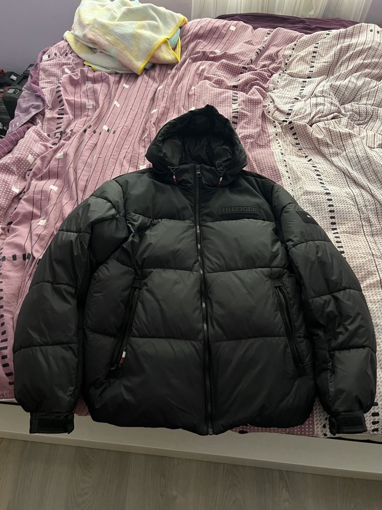 Мъжко Зимно Яке Tommy Hilfiger L