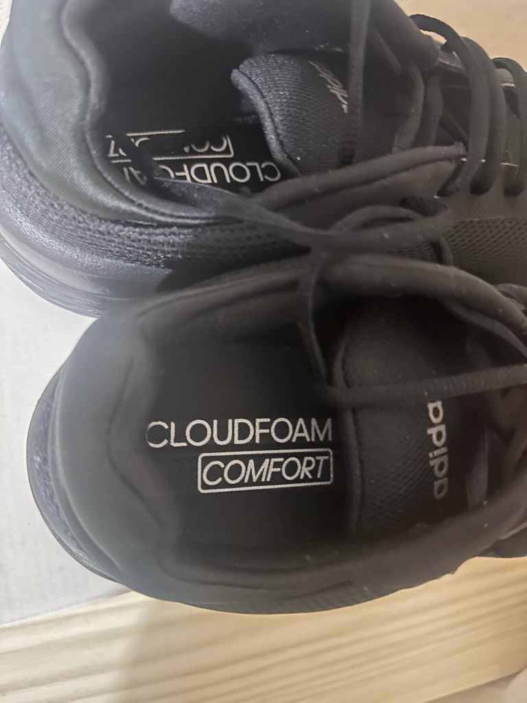 Нови - Adidas CloudFoam - 41 1/3