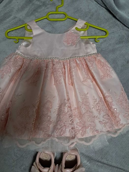 Рокля и обувки за повод