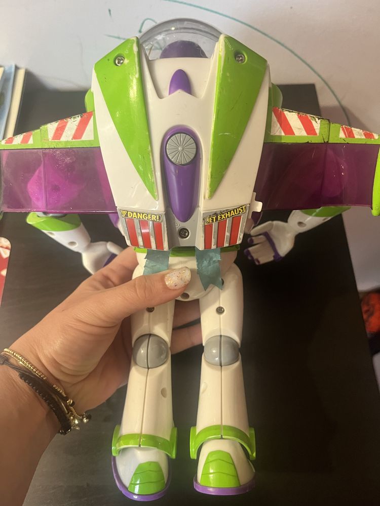 Jucarie interactiva Buzz Lightyear