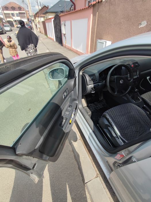 VW Jetta 1.6 benzină + GPL 2007