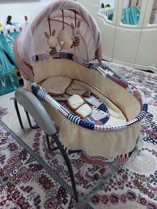 Шезлонги для новорождённых