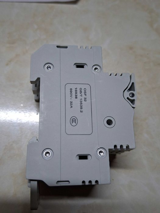 Держатель Предохранителей Schneider Electric