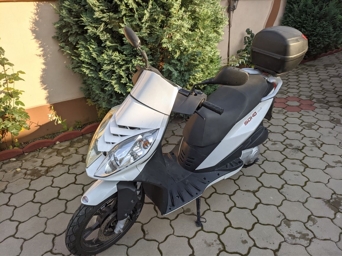 Vând scuter 125cc motorizare Honda sh