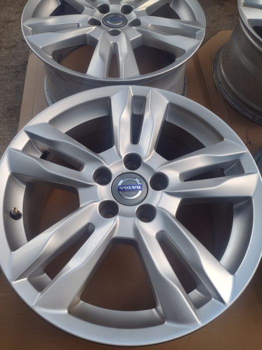 Оригинални 17-5х108 ЕТ55 8j Volvo S60 V60 V40 V70