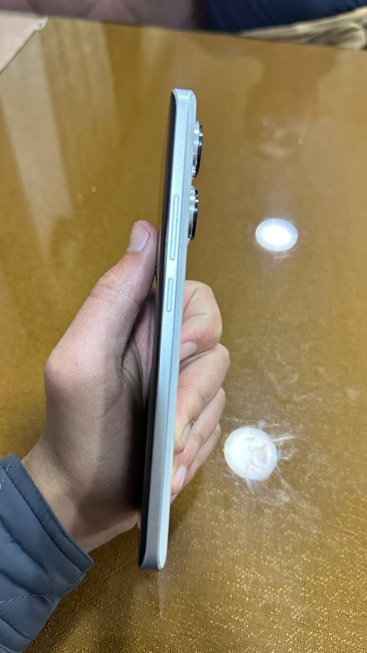 Redmi 13pro+5g telefon sotiladi