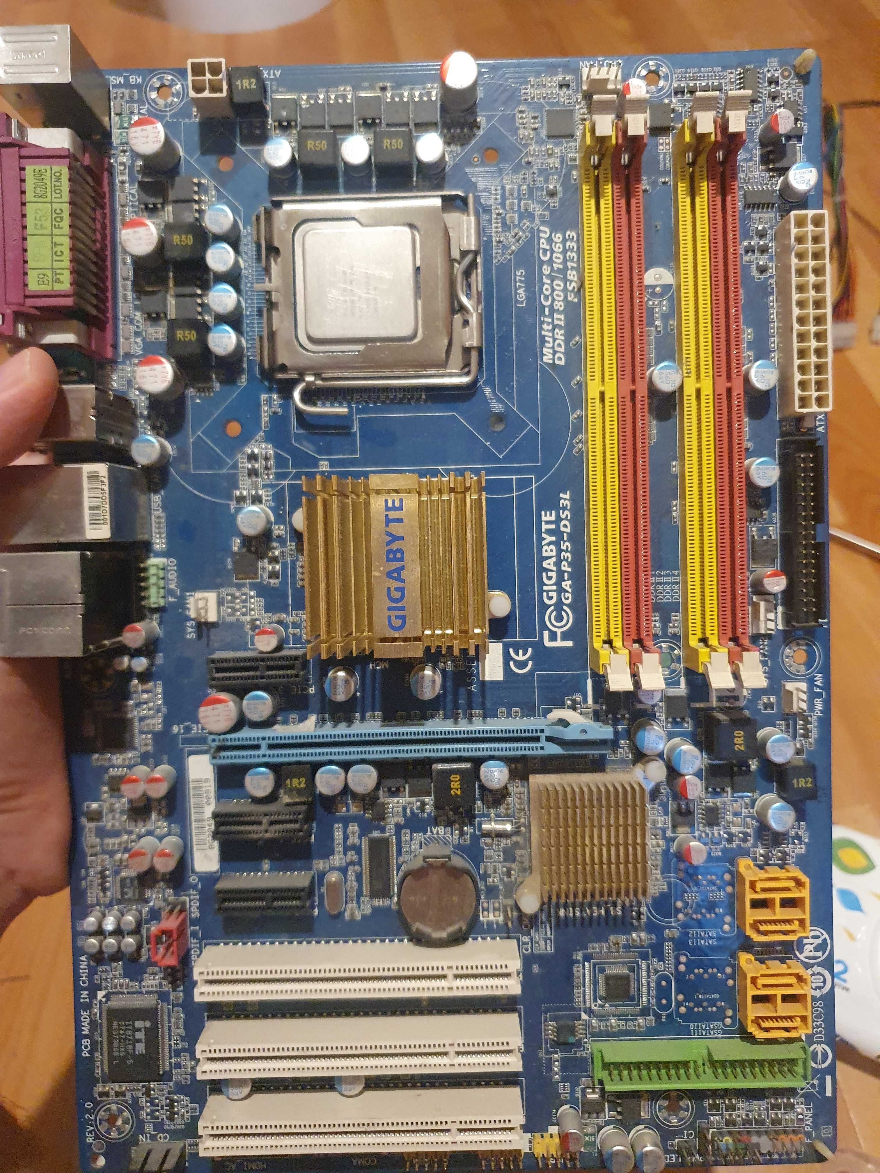 Intel Core Q6600 + Gigabyte GA-P35-DS3L