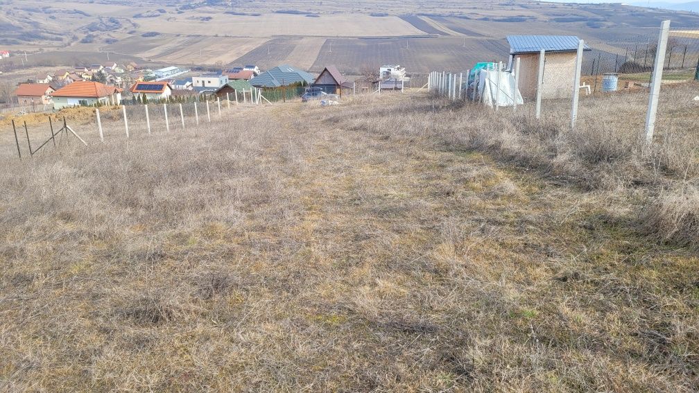 Vând teren zona Unirii 1200 mp