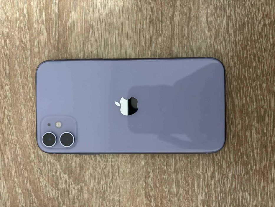 Продавам Iphone 11