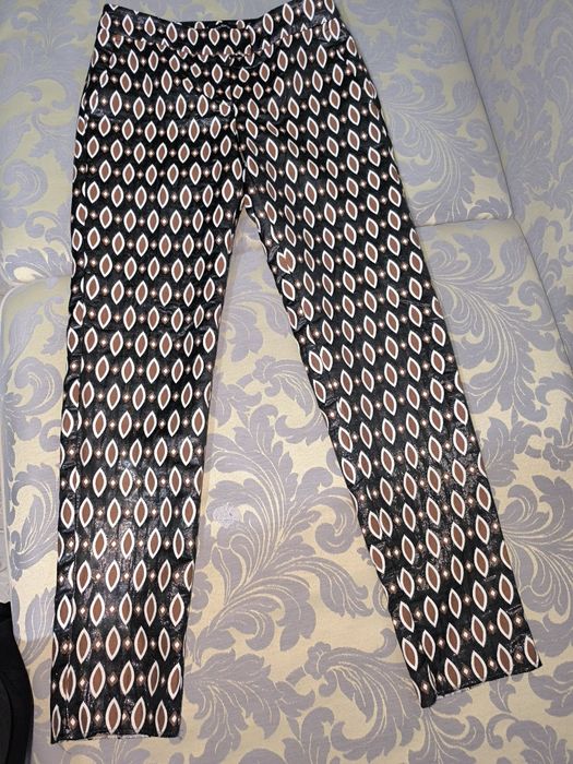 Фирменные брюки к праздникам  MAX&Со. Экслюзив