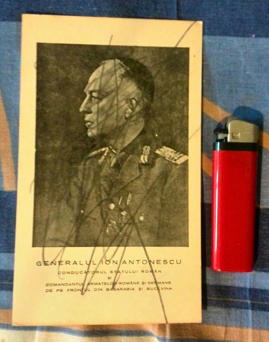 Vând sau schimb foto pe hârtie groasă din anii'30 generalul ANTONESCU.