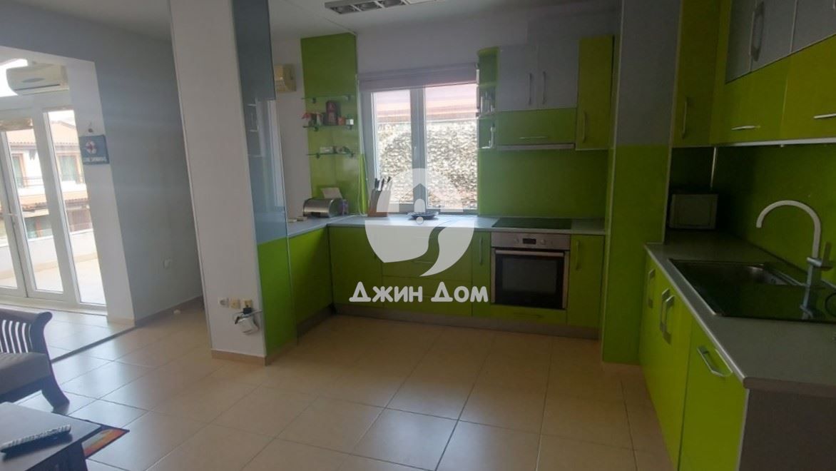 Продава се Четиристаен апартамент в Поморие - 160 кв.м за 1375 €/кв.м - Снимка #1