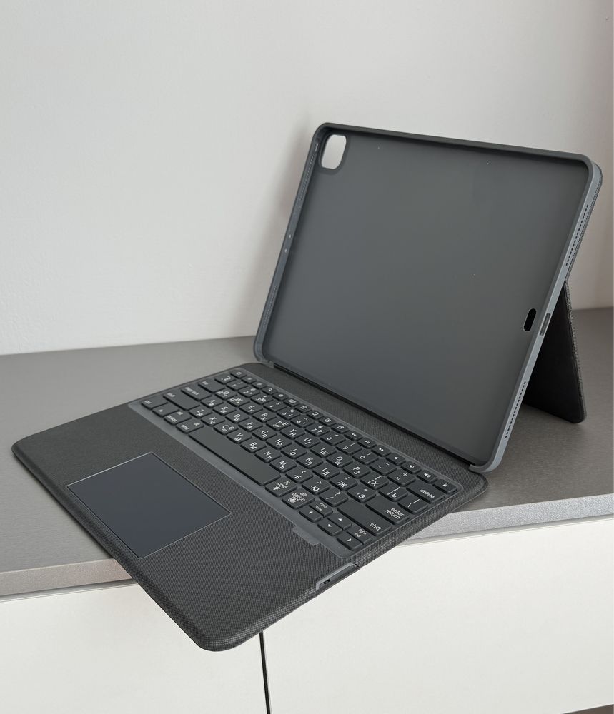 Чехол клавиатура для iPad Pro 12,9