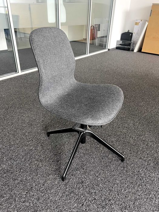 LÅNGFJÄLL въртящ се стол