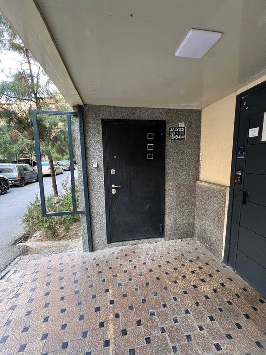 Улица Паркентская.2линия.Продам  офис 48кв.м. с арендатором за 600у.е.