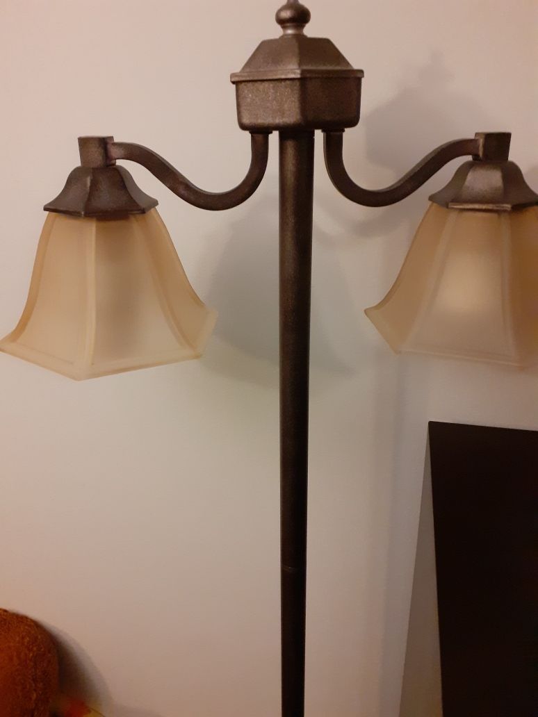 Lampadar 2x60W E27 metal maro, sticla bej