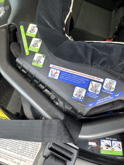 Scaun auto bebelus Britax