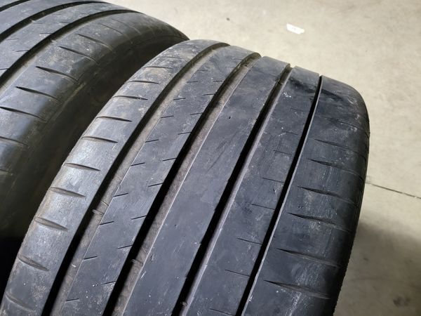 325/35/22 MICHELIN 2бр