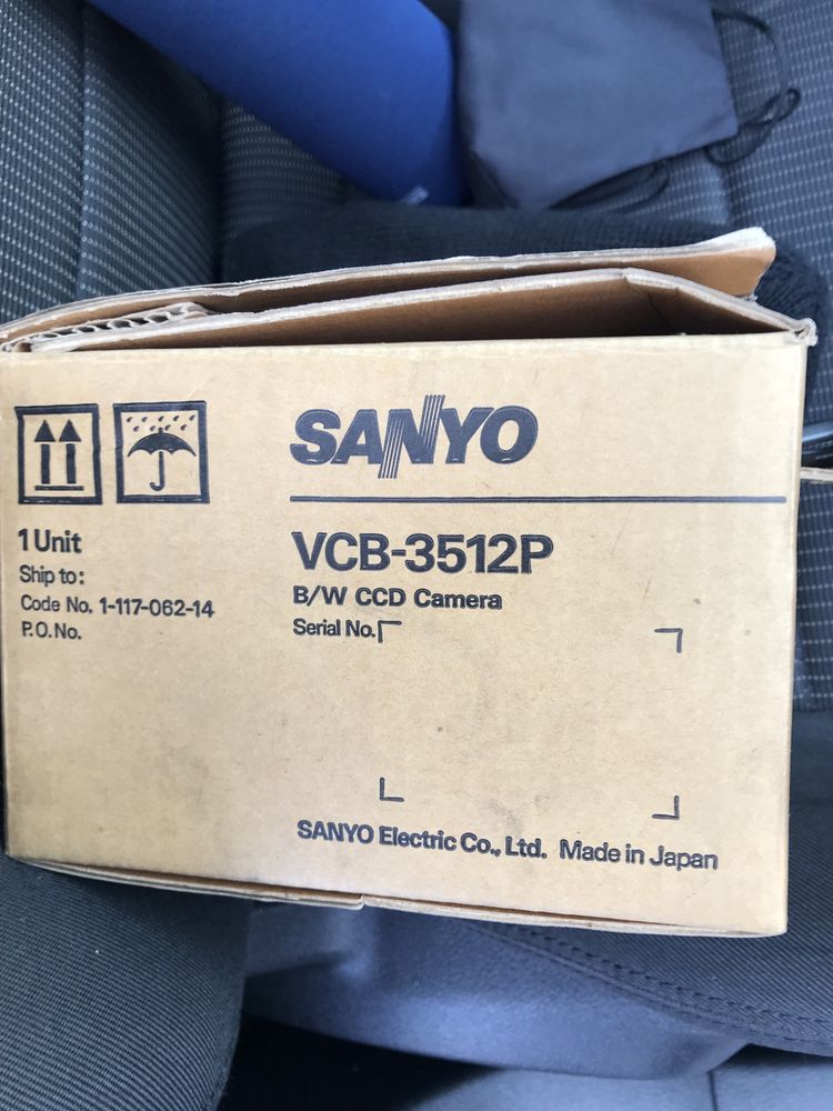 Camera Sanyo model VCB-3512P