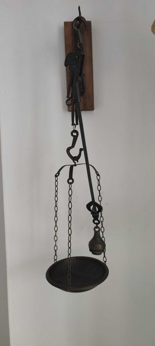Малка месингова/ бронзова паланца за подправки.1947г.
