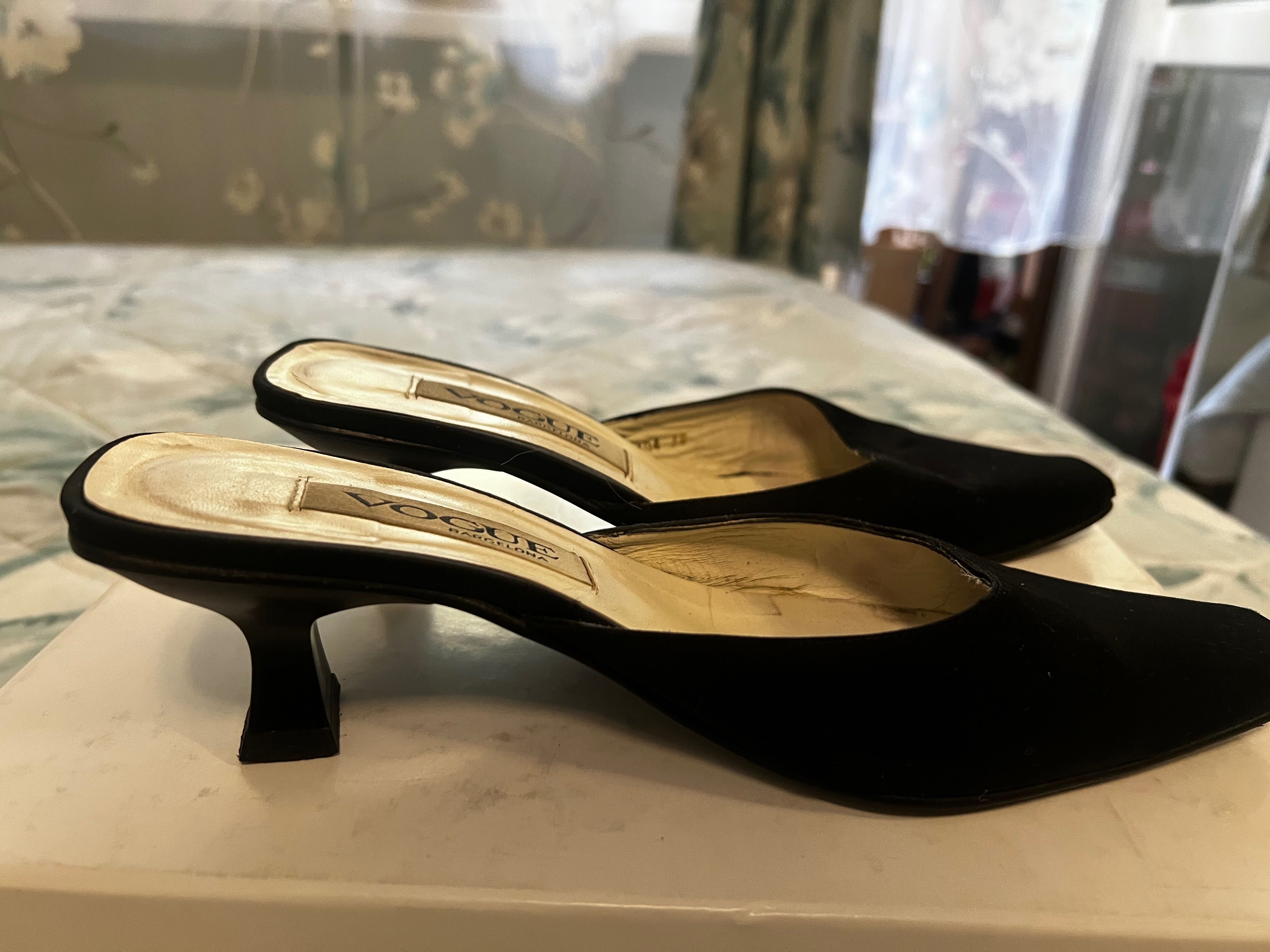 Продавам елегантни обувки VOGUE Barcelona – номер 38