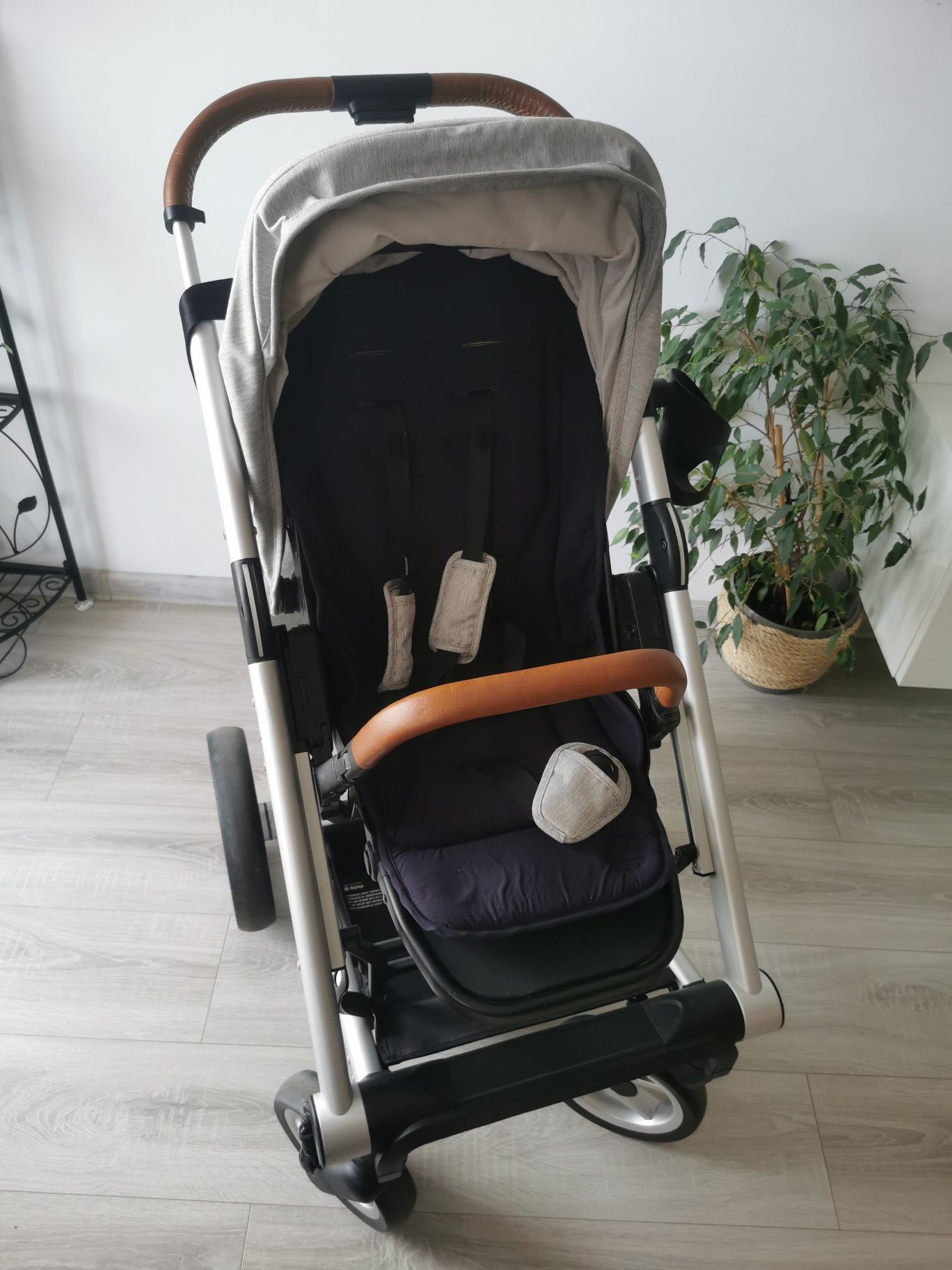 Carucior Mutsy iGo 3 in 1