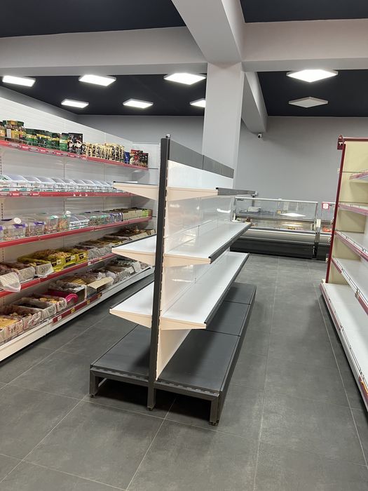 Холодильники и стелажи