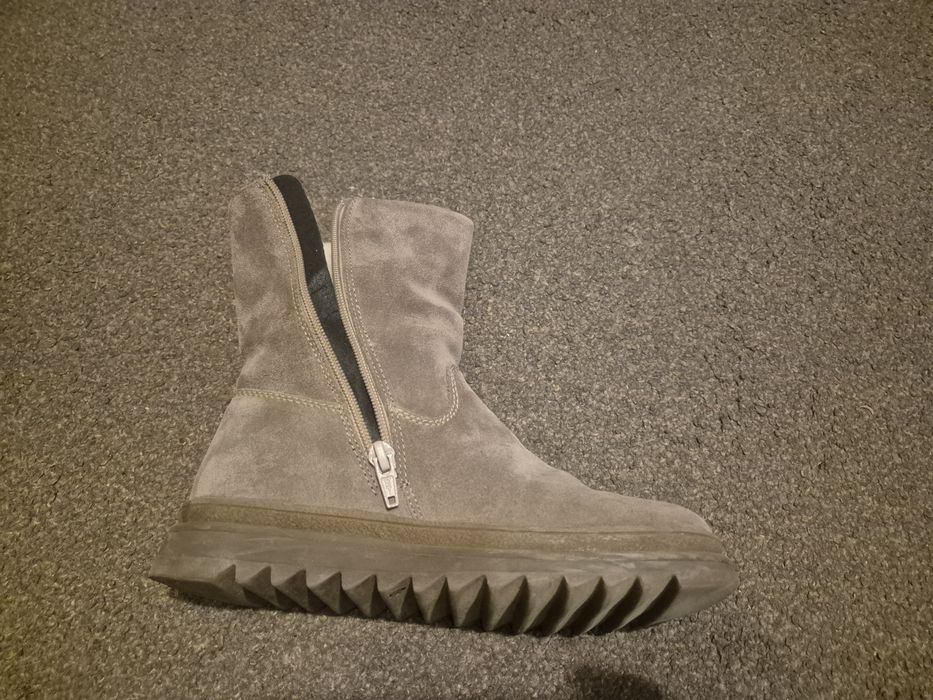 Ghete fete Richter mărimea 33