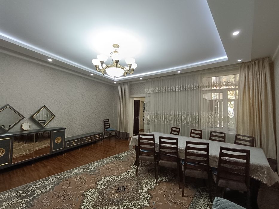 Яккасарайский район 3.5 сотки 6 комнат