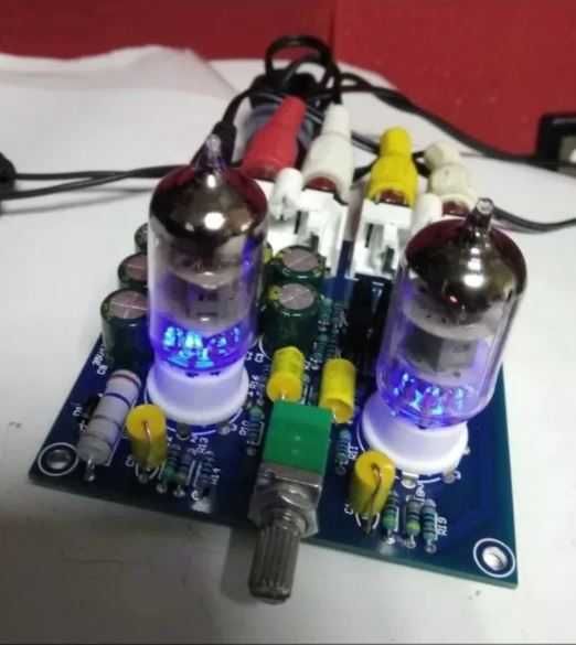 Preamplificator Amplificator audio pe tuburi lampi