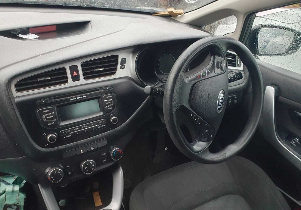 Dezmembrez Kia Ceed 2 Ecodynamics 1.6 CRDI 2013