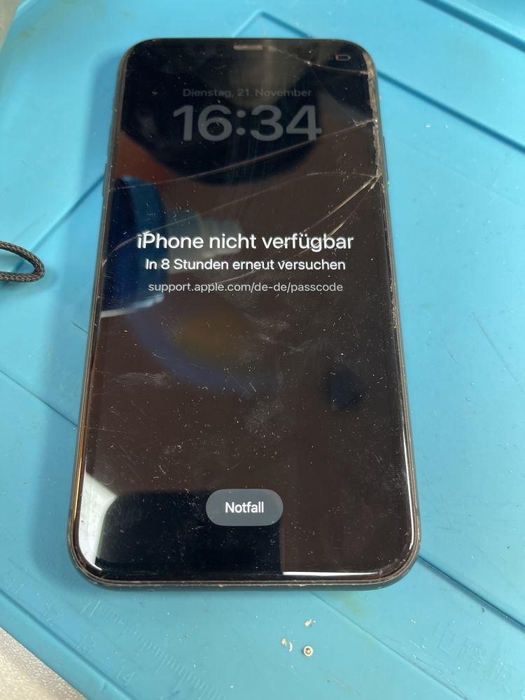 Iphone 11 заключен icloud