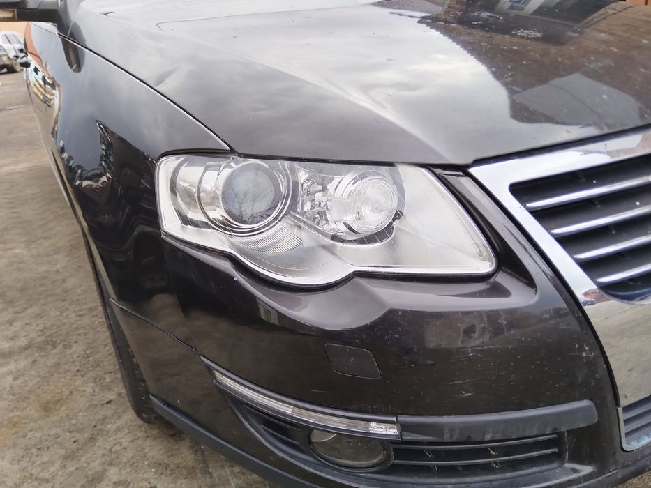 Far/faruri XENON stanga/dreapta Vw Passat B6 an 2005-2010 ( EUROPA )