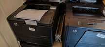 Продавам лазерен принтер HP LaserJet Pro 400 M401dne