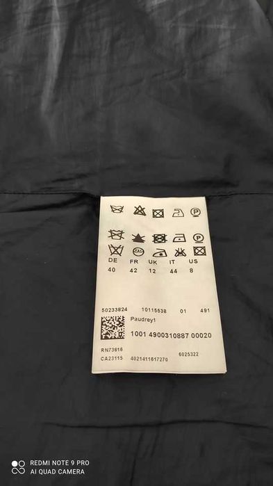 Geaca Hugo Boss marimea 40 dama