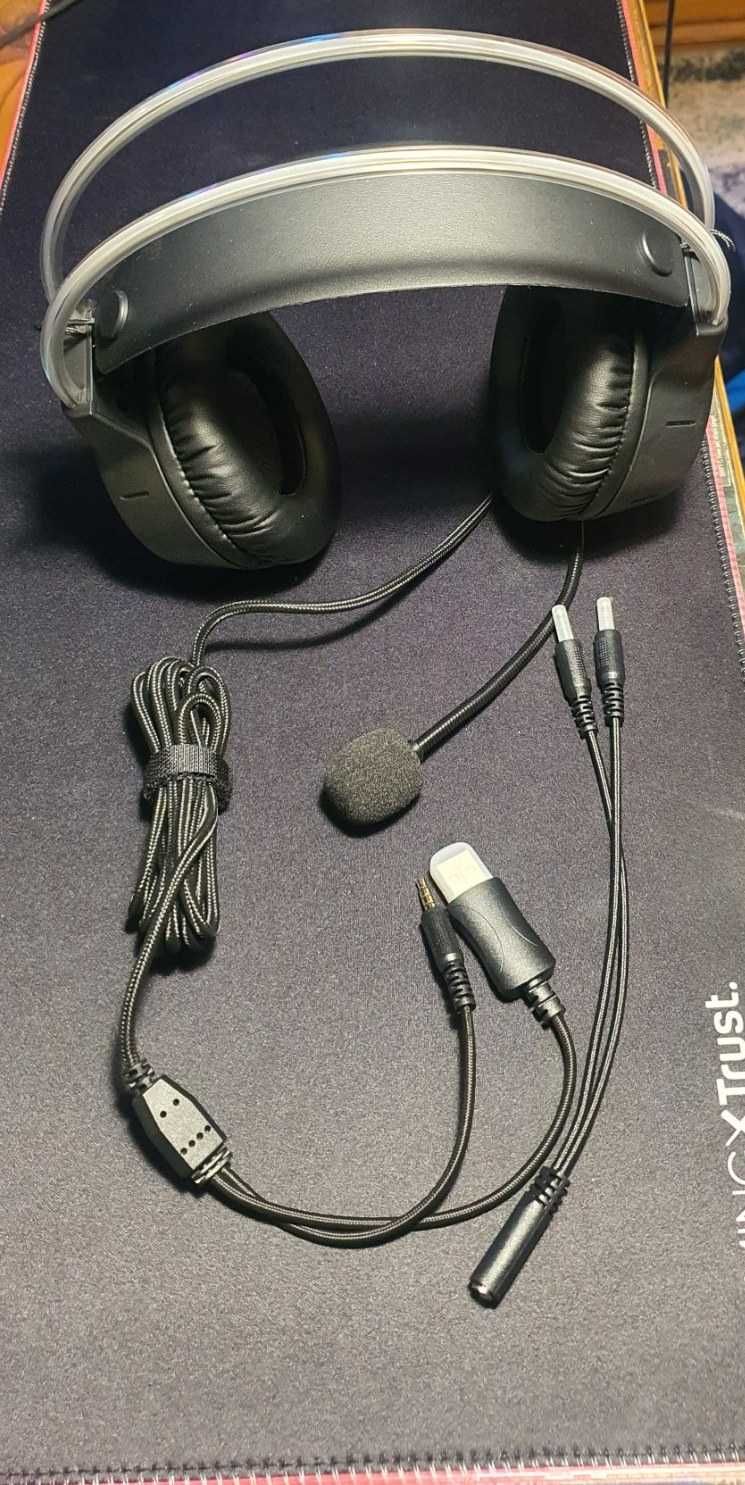 ONIKUMA Професионални геймърски слушалки с RGB и микрофон