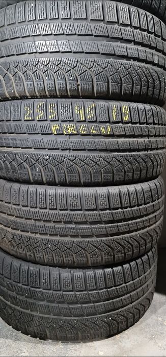 Anvelope iarnă 255 45 19 si 245 40 19