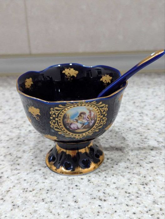 Набор посуды Мадонна