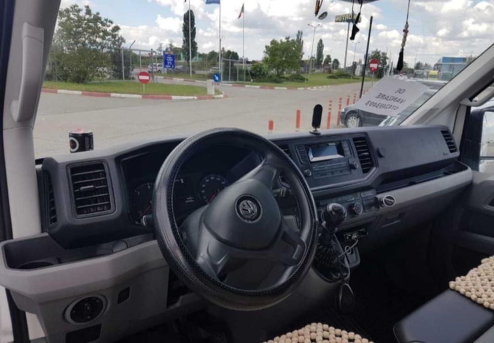 Vând Volkswagen Crafter