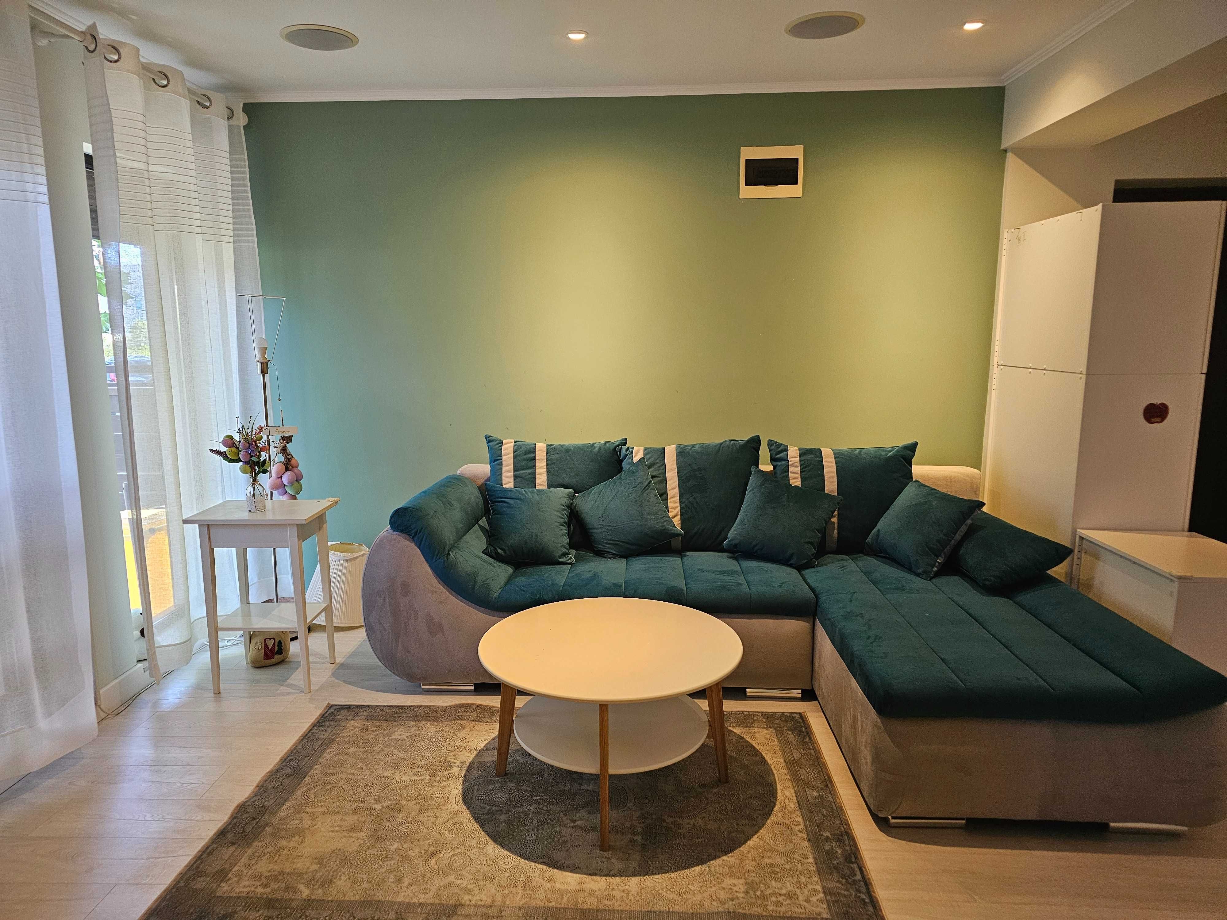 Inchiriez casa cu foisor in curte in Mamaia Nord langa Alezzi